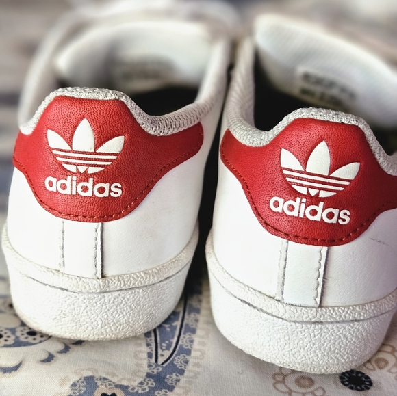 ADIDAS - Picture 12 of 12